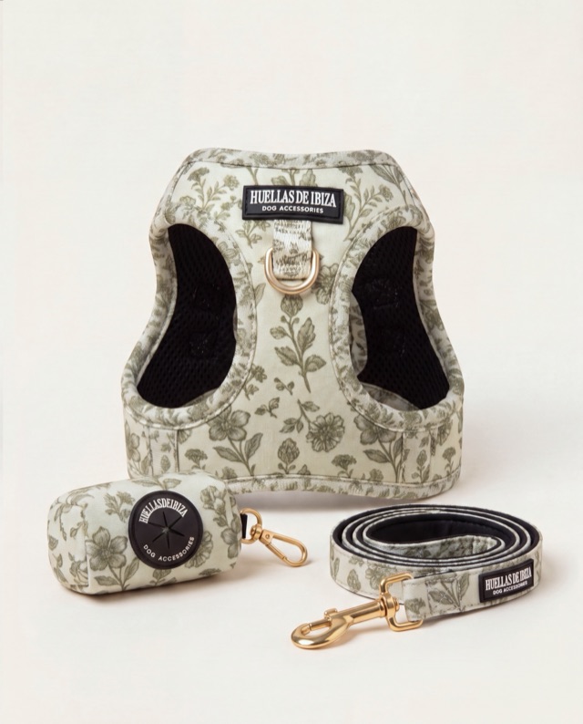 Set de paseo Boho Chic Ibiza: arnés body, correa y porta bolsas